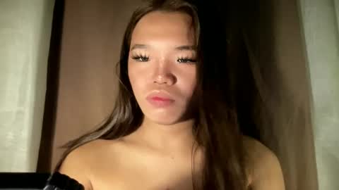 Snapshot of ill_moan_foryouxx chatting on December 14, 1:44 am QUEEN KATH online show from December 14, 1:44 am