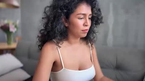 Kloe online show from November 9, 6:39 pm