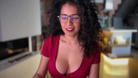 Kloe online show from February 25, 8:29 pm