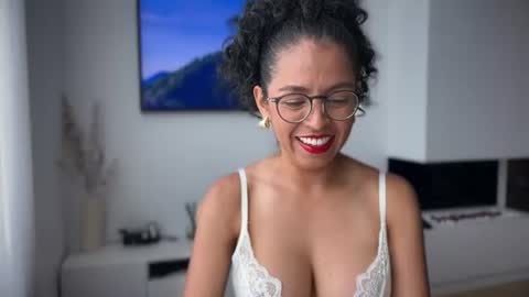 Kloe online show from July 17, 3:18 pm