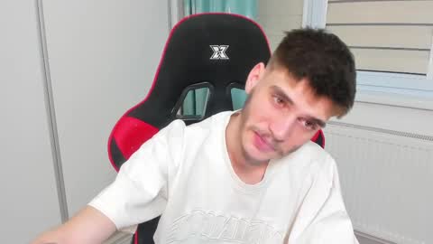 Snapshot of illusions888 chatting on March 9, 6:32 pm D-Illusion online show from March 9, 6:32 pm