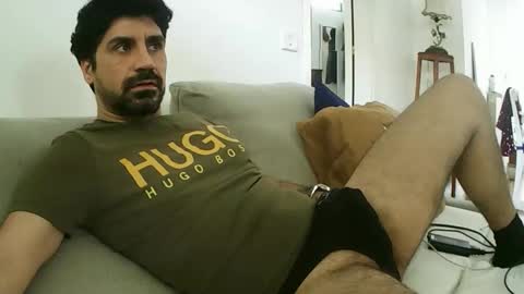 ilmangj90 online show from April 14, 8:20 am