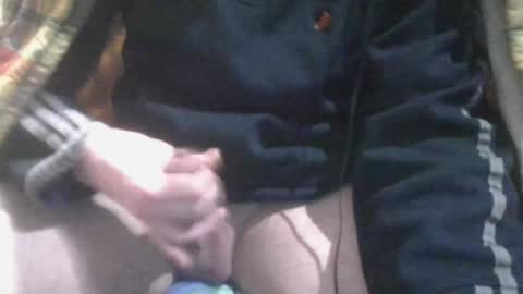 Snapshot of ilovebigass04 chatting on December 12, 6:10 pm yunstud online show from December 12, 6:10 pm