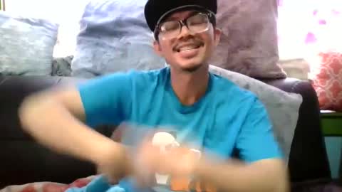 Snapshot of ilovebunny69 chatting on September 20, 10:11 pm ilovebunny69 online show from September 20, 10:11 pm