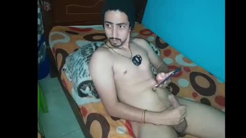 Snapshot of iloveman24 chatting on January 15, 5:40 am AARON online show from January 15, 5:40 am