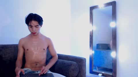 ilyaromanov online show from March 31, 11:27 pm