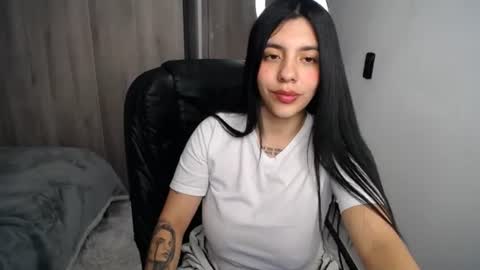 Alyn online show from July 27, 7:54 pm