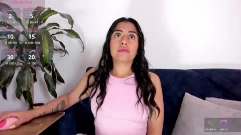 Snapshot of im_amber_ chatting on October 13, 1:00 pm amber online show from October 13, 1:00 pm