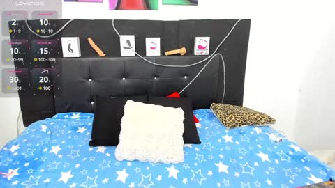 Snapshot of im_angels7 chatting on January 22, 2:48 am Angela online show from January 22, 2:48 am