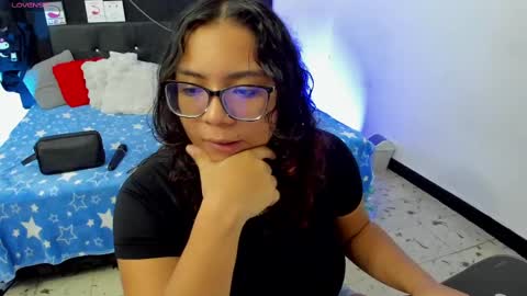 Snapshot of im_angels7 chatting on March 6, 2:19 am Angela online show from March 6, 2:19 am