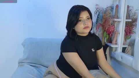 aurora online show from February 5, 7:40 pm