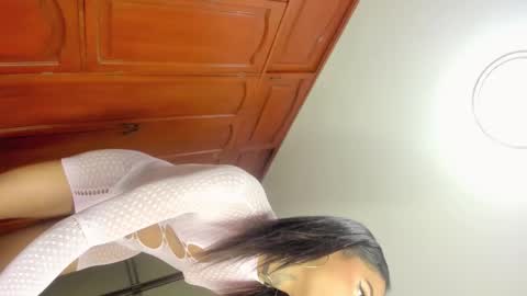 Snapshot of im_brittany_333 chatting on October 18, 8:26 am im_brittany_333 online show from October 18, 8:26 am