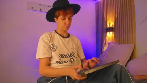 daren online show from April 14, 3:45 am