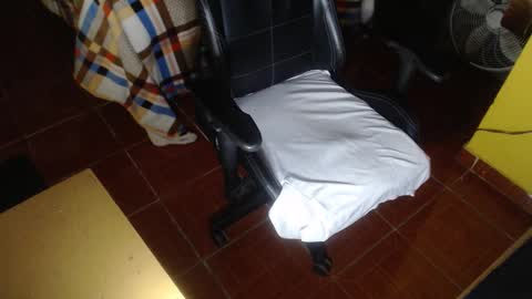 im_dave21 online show from November 19, 9:09 am