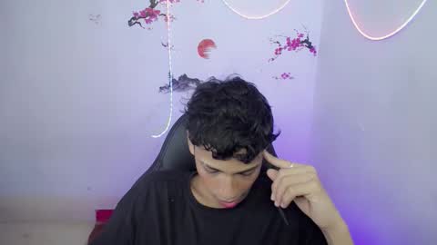 Snapshot of im_david01 chatting on November 15, 1:07 pm im_david01 online show from November 15, 1:07 pm