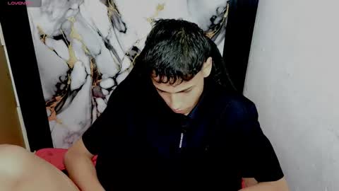 Snapshot of im_david01 chatting on January 13, 12:54 pm im_david01 online show from January 13, 12:54 pm