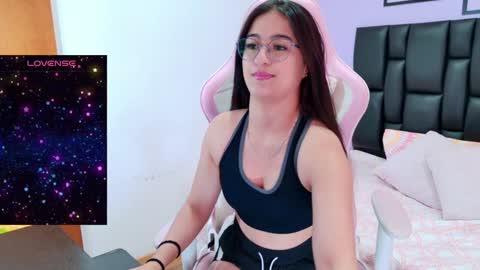 Eliza online show from February 7, 5:29 pm