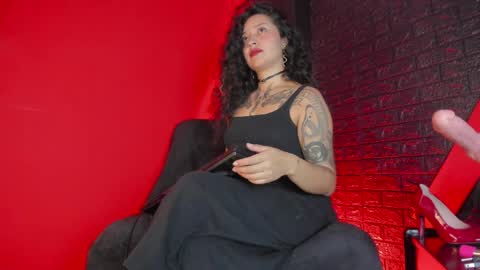 Fernanda  Ind. Model  online show from April 9, 10:53 am