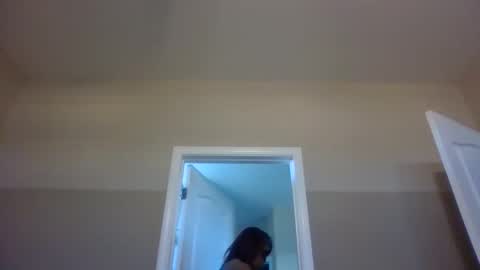 weet exy Cougar online show from March 29, 12:05 pm