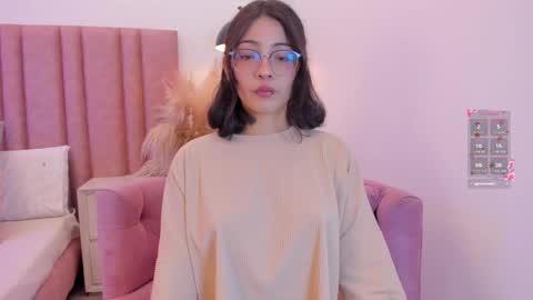 Lilyy  online show from April 7, 1:33 pm