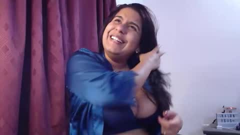 im madissonwell online show from October 8, 2:20 am