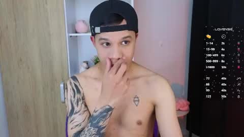 Marco online show from June 18, 2:01 am