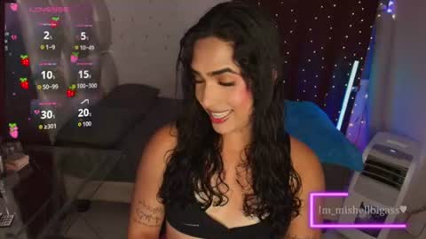 Snapshot of im_miabigass chatting on July 2, 6:08 am Mishell Martinez INSTAGRAM im mishellbigass online show from July 2, 6:08 am