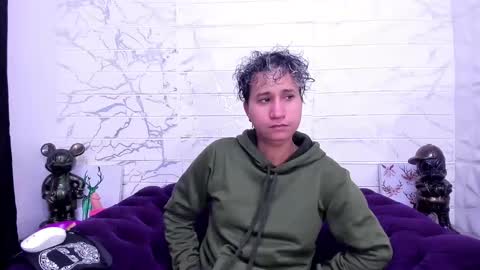 im_milan_rs online show from February 6, 6:51 am