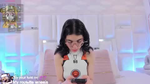 Moly  online show from March 2, 8:04 pm