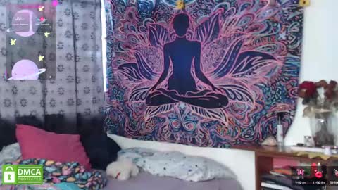 Cutie pie online show from March 12, 2:23 pm