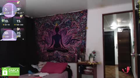 Cutie pie online show from April 29, 11:44 pm