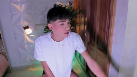 Snapshot of im_sebaslopez chatting on September 11, 11:32 am im_sebaslopez online show from September 11, 11:32 am