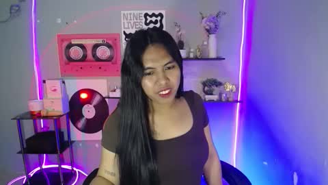 kyline online show from April 10, 8:24 pm