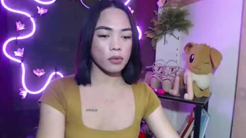 Hii love online show from November 11, 9:42 am