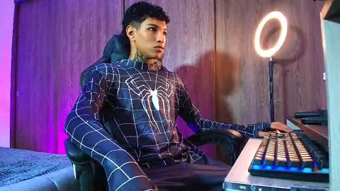 im_usuga online show from March 30, 12:17 pm