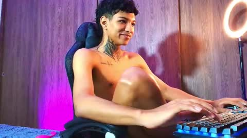 im_usuga online show from March 31, 3:19 am