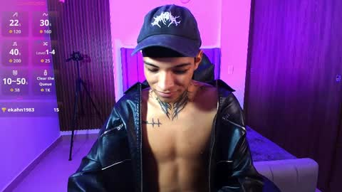 im_usuga online show from April 11, 7:56 am