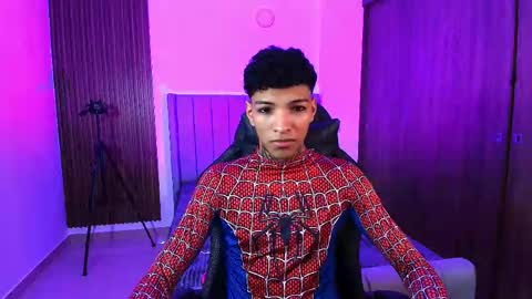 im_usuga online show from April 15, 5:14 am