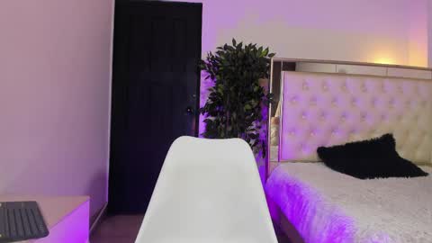 im_xandersmith online show from April 12, 7:19 pm