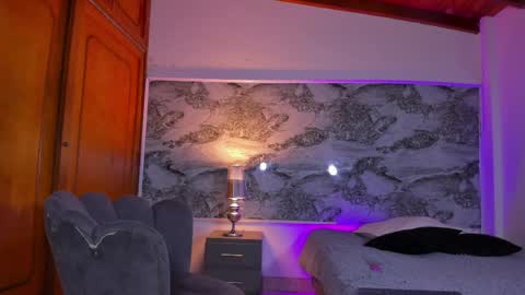 im_xandersmith online show from April 16, 9:50 pm