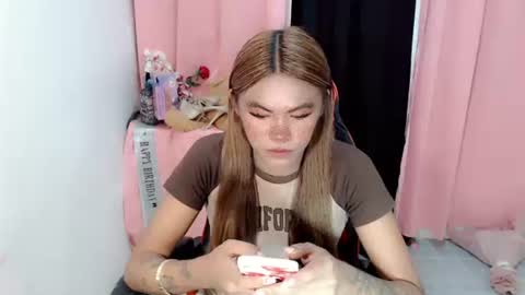 Snapshot of im_yourfairyannaxx chatting on January 12, 5:29 pm im_yourfairyannaxx online show from January 12, 5:29 pm