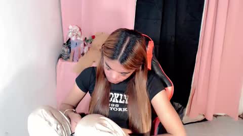 im_yourfairyannaxx online show from March 4, 10:27 pm