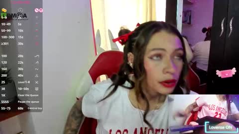 Snapshot of im_yoursweetlisa chatting on November 18, 7:40 pm Lisa Hyga online show from November 18, 7:40 pm