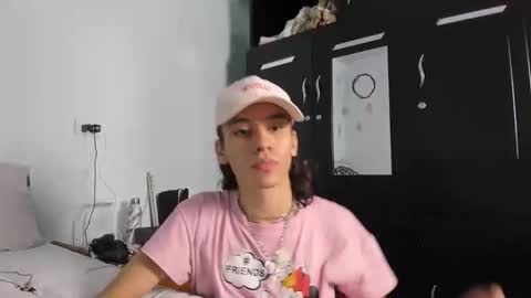 Snapshot of imcoltonalvin chatting on January 31, 1:33 am Colton Alvin Independent model online show from January 31, 1:33 am