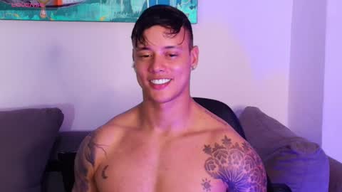 Snapshot of imconor chatting on November 7, 9:26 pm imconor online show from November 7, 9:26 pm