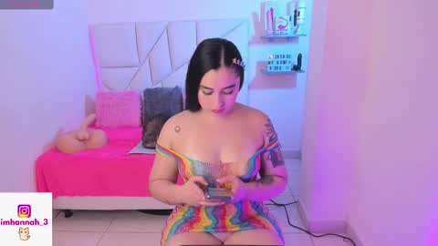  independient model online show from March 10, 12:15 pm