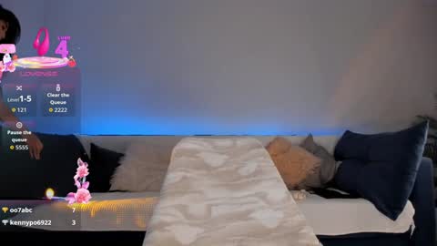 Kayla online show from March 4, 11:38 am