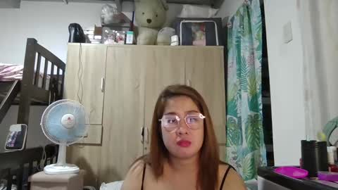 Immaculate02 online show from December 19, 9:07 am