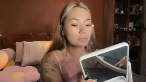 Snapshot of immahawaii chatting on July 26, 6:43 am Imma online show from July 26, 6:43 am
