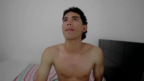 Snapshot of imnero_s chatting on March 4, 5:03 pm imnero_s online show from March 4, 5:03 pm